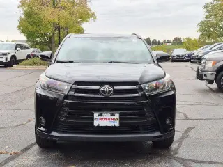 Toyota Highlander 2019 AWD SE 4dr SUV