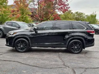 Toyota Highlander 2019 AWD SE 4dr SUV