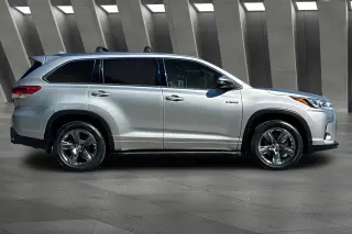 Toyota Highlander Hybrid 2018 AWD Limited Platinum 4dr SUV