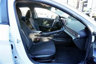 Hyundai ELANTRA 2023 SEL 4p Sedan