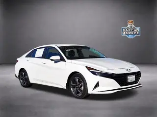 Hyundai ELANTRA 2023 SEL 4p Sedan