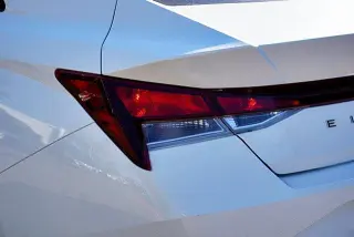Hyundai ELANTRA 2023 SEL 4p Sedan