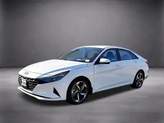 Hyundai ELANTRA 2023 SEL 4p Sedan