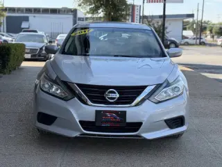 Nissan Altima del 2017