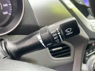 Hyundai ELANTRA 2012 GLS sedan de 4 puertas 6M