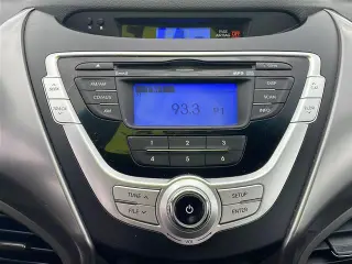Hyundai ELANTRA 2012 GLS sedan de 4 puertas 6M
