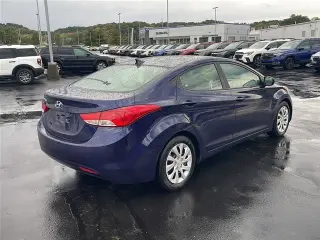 Hyundai ELANTRA 2012 GLS sedan de 4 puertas 6M