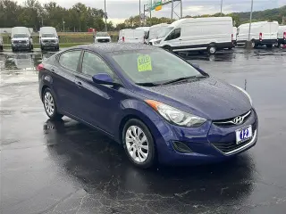 Hyundai ELANTRA 2012 GLS sedan de 4 puertas 6M
