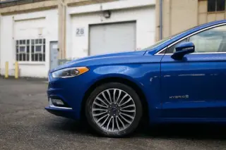 Ford Fusion Hybrid 2017