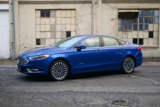 Ford Fusion Hybrid 2017