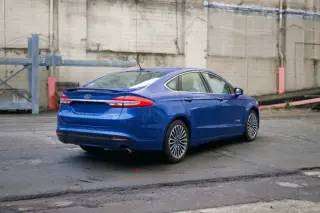 Ford Fusion Hybrid 2017