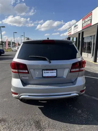 Vehículo Dodge Journey del año 2019