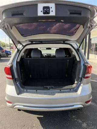 Vehículo Dodge Journey del año 2019