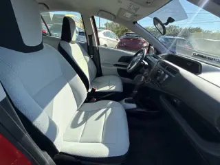 Toyota Prius c del año 2013