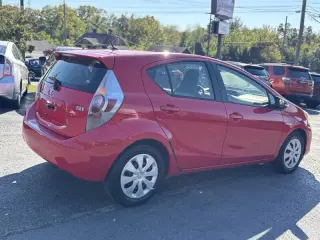 Toyota Prius c del año 2013