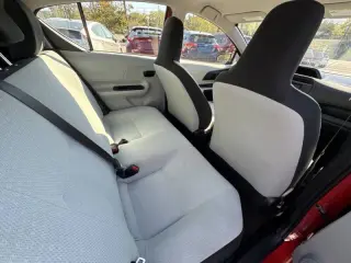 Toyota Prius c del año 2013