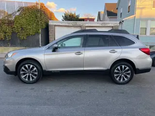 Subaru Outback 2016