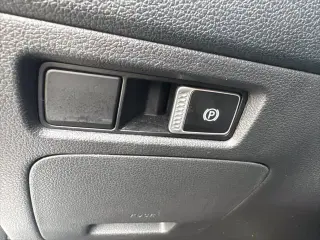 Hyundai SANTA FE 2022 SE 4dr Crossover (lanzamiento a mitad de año)