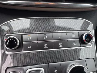 Hyundai SANTA FE 2022 SE 4dr Crossover (lanzamiento a mitad de año)