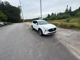 Hyundai SANTA FE 2022 SE 4dr Crossover (lanzamiento a mitad de año)