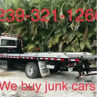 COMPRAMOS SU AUTO JUNK RÁPIDO!