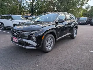Hyundai TUCSON 2026 AWD SE 4dr SUV