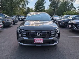 Hyundai TUCSON 2026 AWD SE 4dr SUV