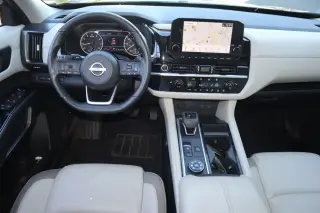 Nissan Pathfinder 2024 AWD SL 4dr SUV