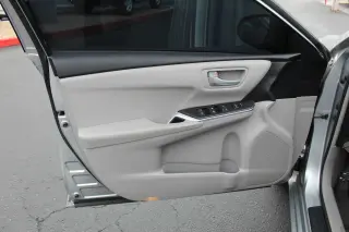 2017 TOYOTA CAMRY