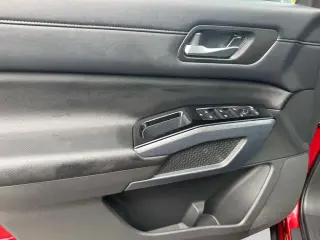 Nissan Pathfinder 2024 AWD SL 4dr SUV