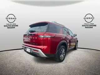 Nissan Pathfinder 2024 AWD SL 4dr SUV