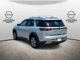 Nissan Pathfinder 2023 AWD SL 4p SUV