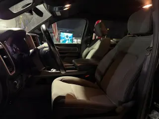 2023 Ram 1500 CREW CAB