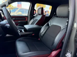 2026 Ram 1500 CREW CAB