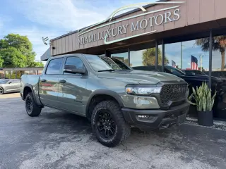 2026 Ram 1500 CREW CAB