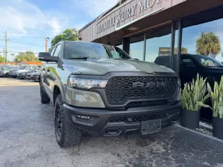 2026 Ram 1500 CREW CAB