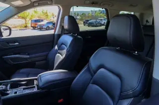 Nissan Pathfinder 2025 SL 4dr SUV