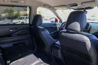 Nissan Pathfinder 2025 SL 4dr SUV
