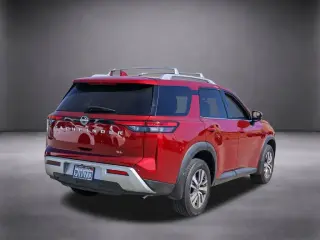 Nissan Pathfinder 2025 SL 4dr SUV
