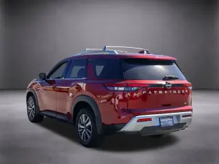 Nissan Pathfinder 2025 SL 4dr SUV