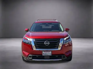 Nissan Pathfinder 2025 SL 4dr SUV