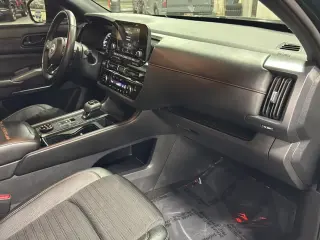 Nissan Pathfinder 2024 AWD Rock Creek 4dr SUV
