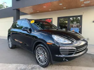 2013 Porsche CAYENNE