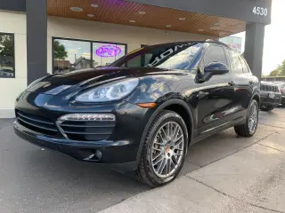 2013 Porsche CAYENNE