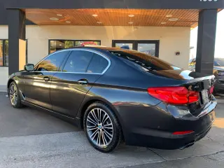 2017 Bmw 5 SERIES
