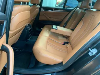 2017 Bmw 5 SERIES