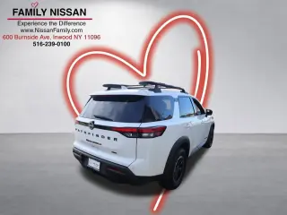 Nissan Pathfinder 2024 AWD Rock Creek 4dr SUV