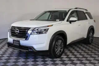 Nissan Pathfinder 2024 SV 4 SUV