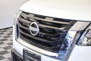 Nissan Pathfinder 2024 SV 4 SUV