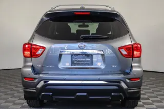 Nissan Pathfinder 2020 SV SUV de 4 puertas